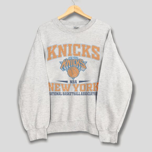 Vintage 90s New York Knicks Basketball Crewneck Sweatshirt New York Knicks Shirt - Picture 1 of 2